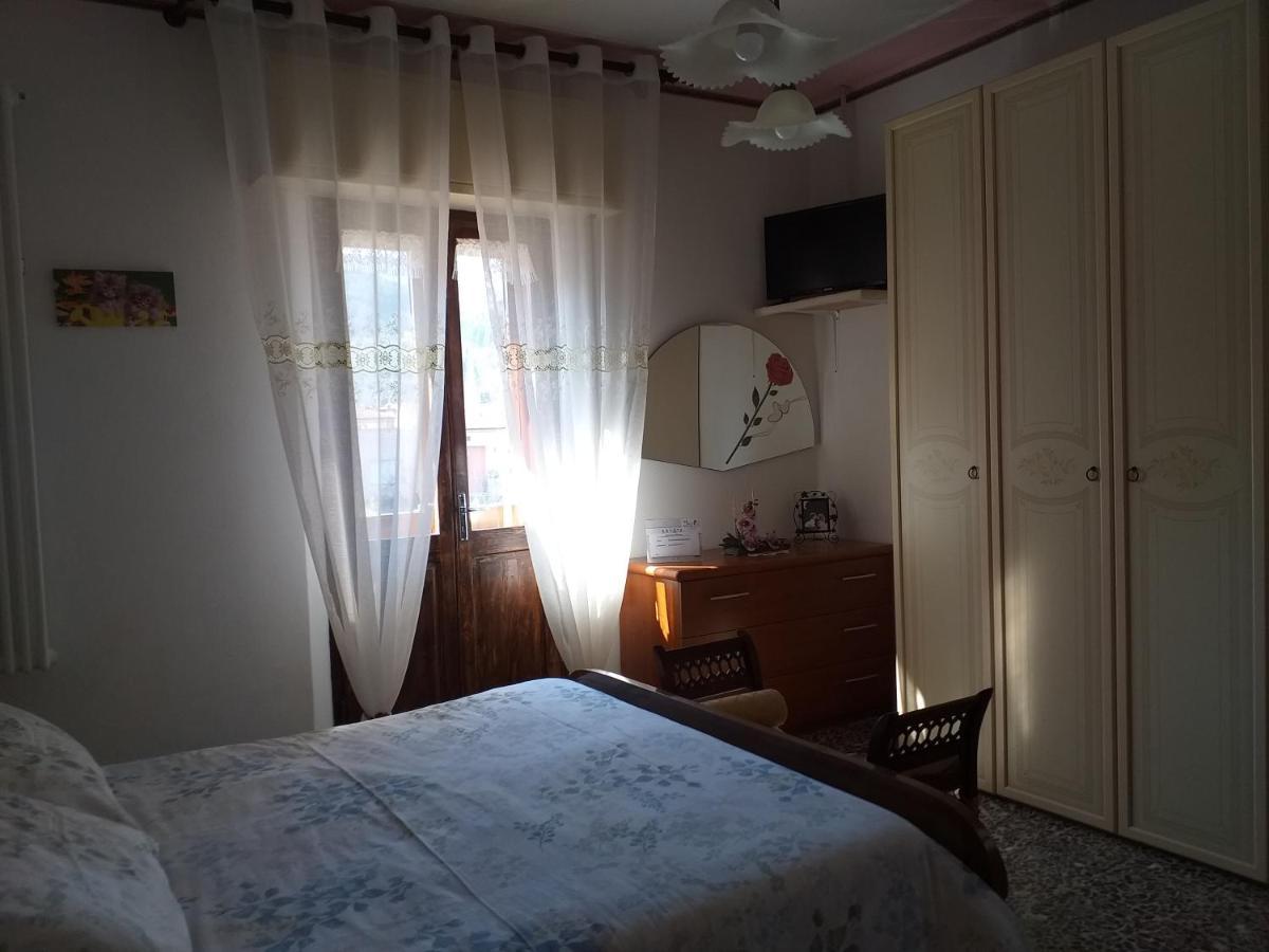 Bed & Breakfast La Rosa Rossa Cagli Exterior foto