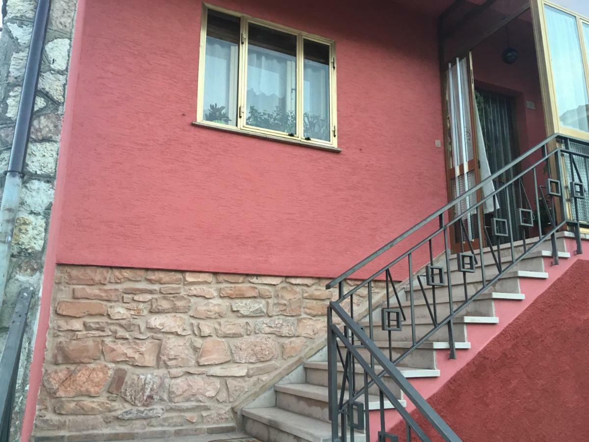 Bed & Breakfast La Rosa Rossa Cagli Exterior foto